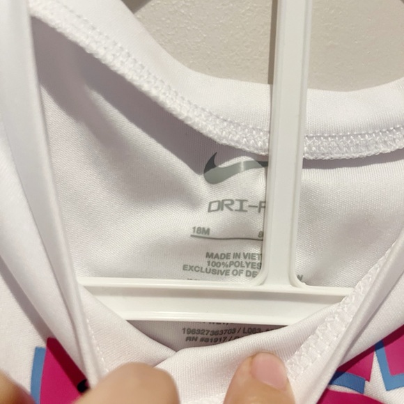 Nike dri-fit, shorts and tee set - Picture 6 of 9